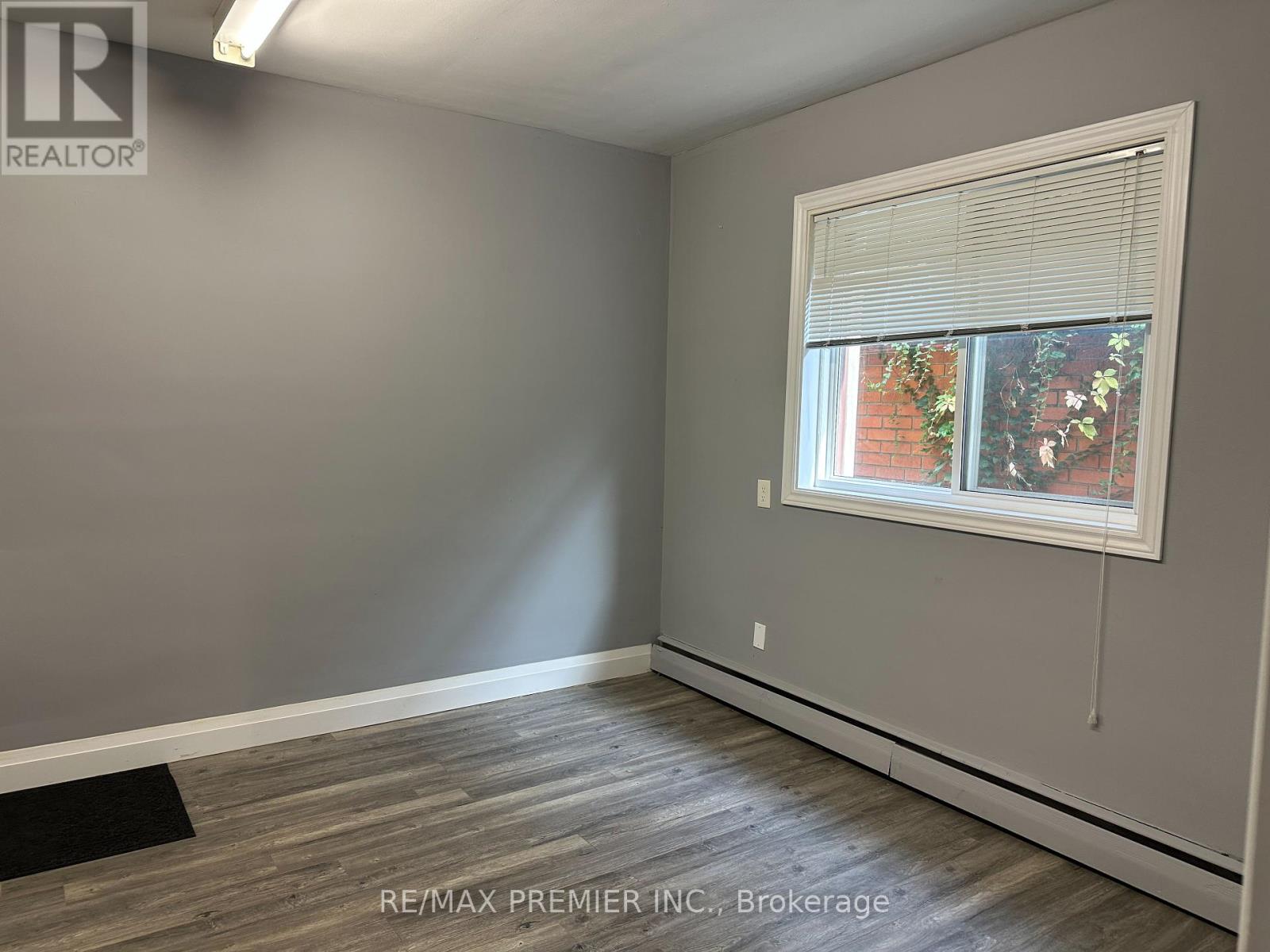 M04-A - 70 King Street E, Hamilton, Ontario  L8G 1K2 - Photo 6 - X12155070