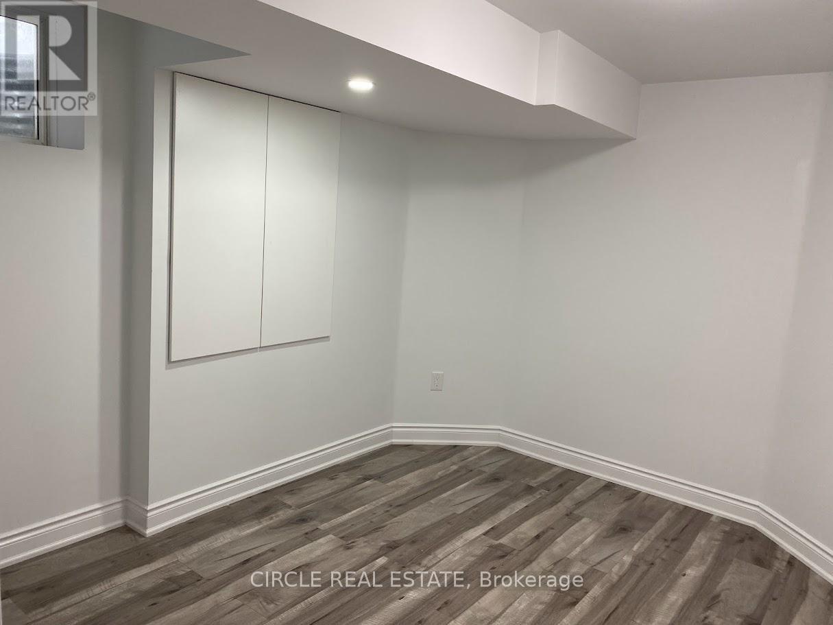 1368 Connaught Terrace, Milton, Ontario  L9E 0B8 - Photo 47 - W12518770