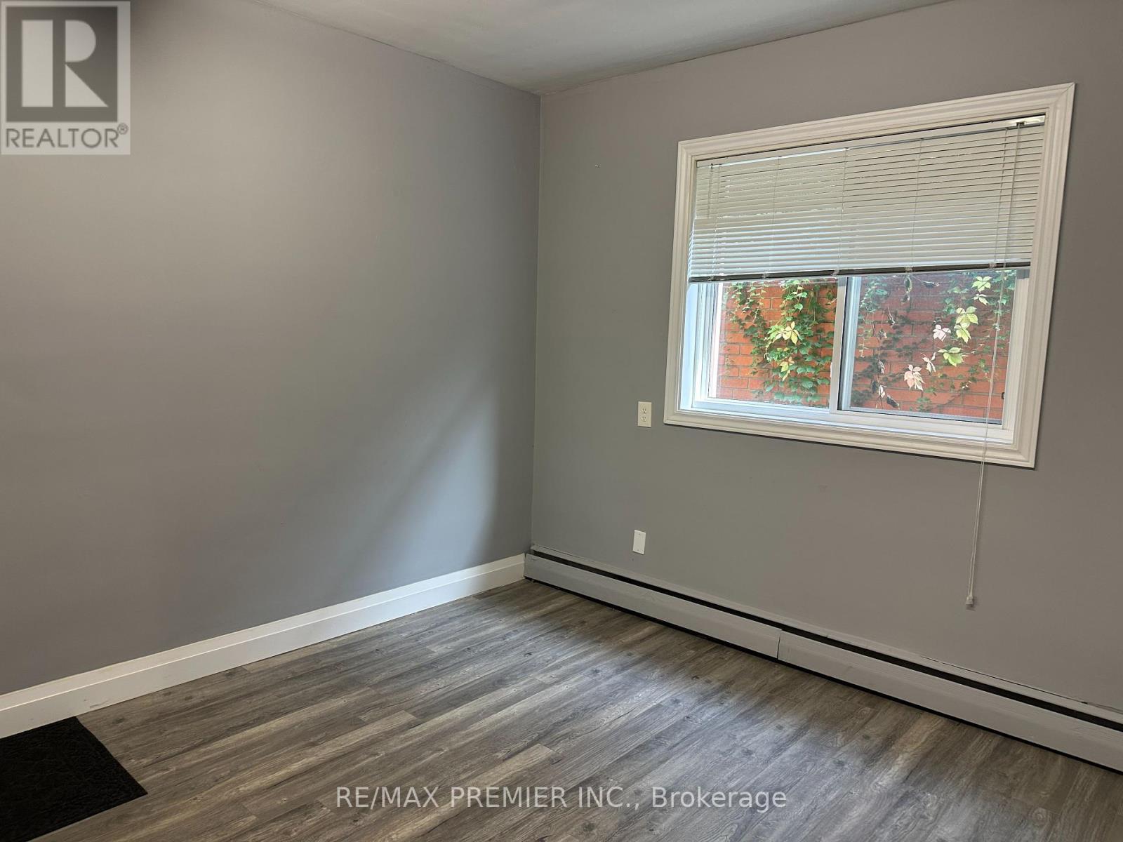 M04 A-B - 70 King Street E, Hamilton, Ontario  L8G 1K2 - Photo 7 - X12180211