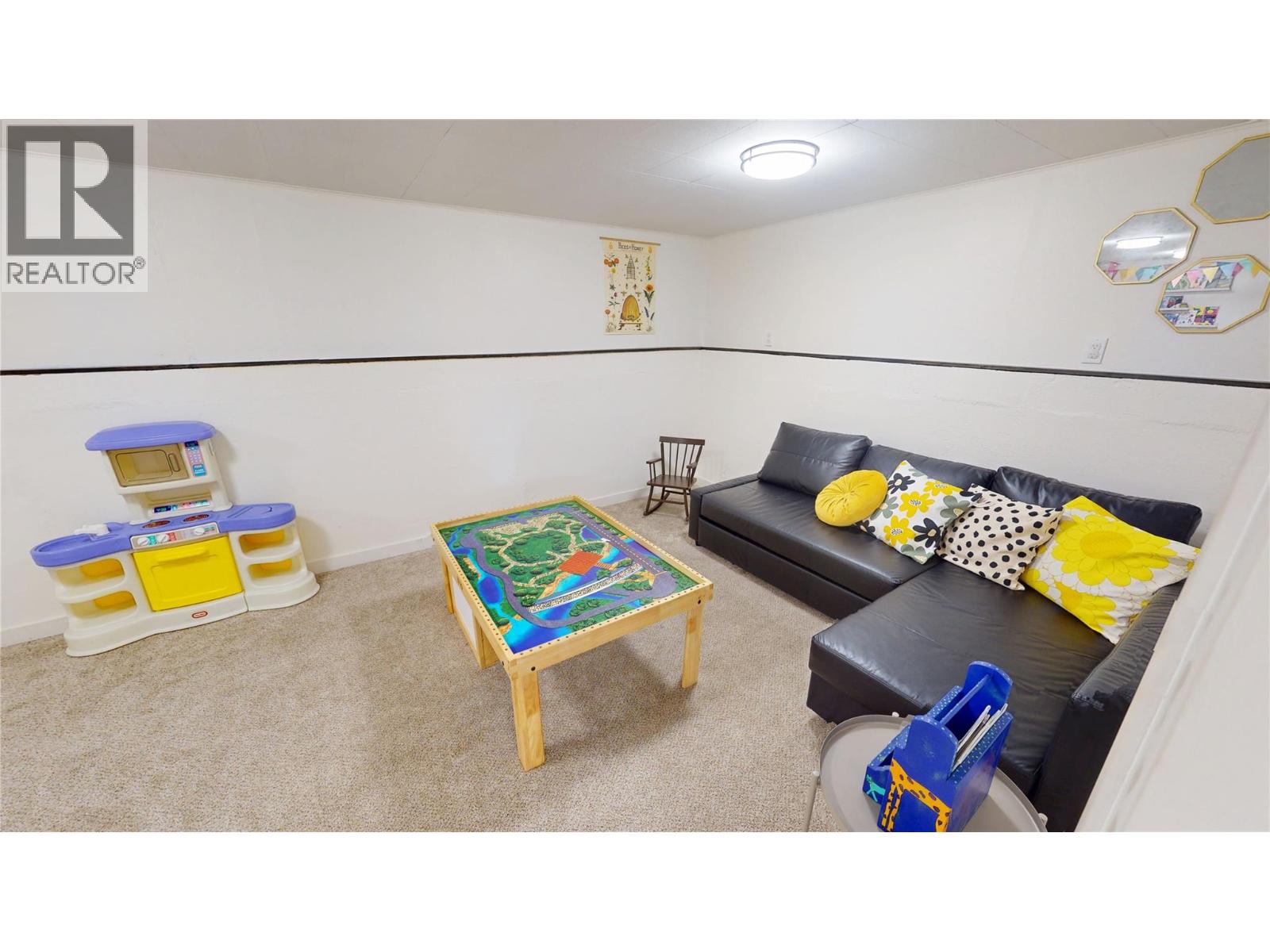 717 6th Street S, Cranbrook, British Columbia  V1C 1L4 - Photo 22 - 10368826