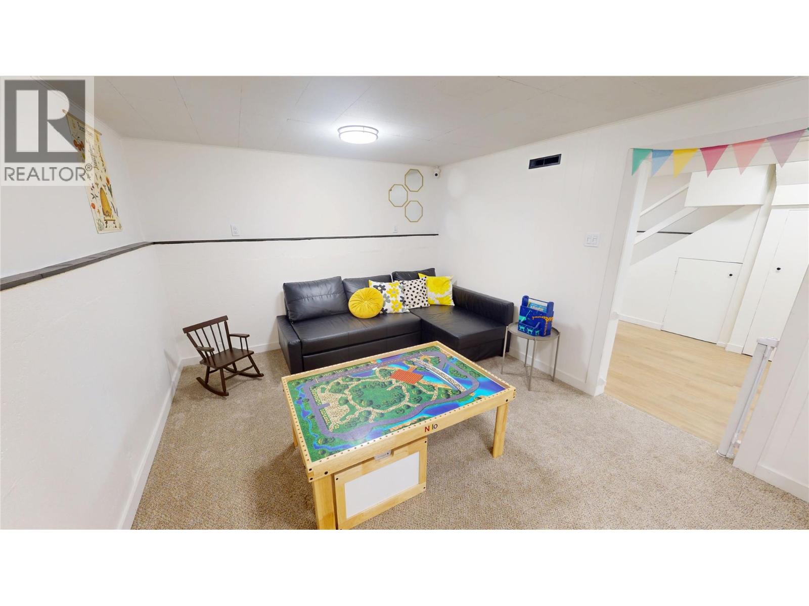 717 6th Street S, Cranbrook, British Columbia  V1C 1L4 - Photo 23 - 10368826