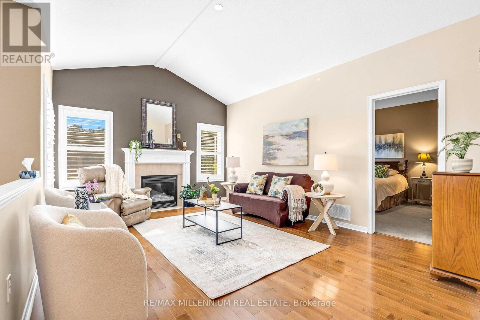 188 Blue Mountain Drive, Hamilton, Ontario  L0R 1P0 - Photo 15 - X12521178