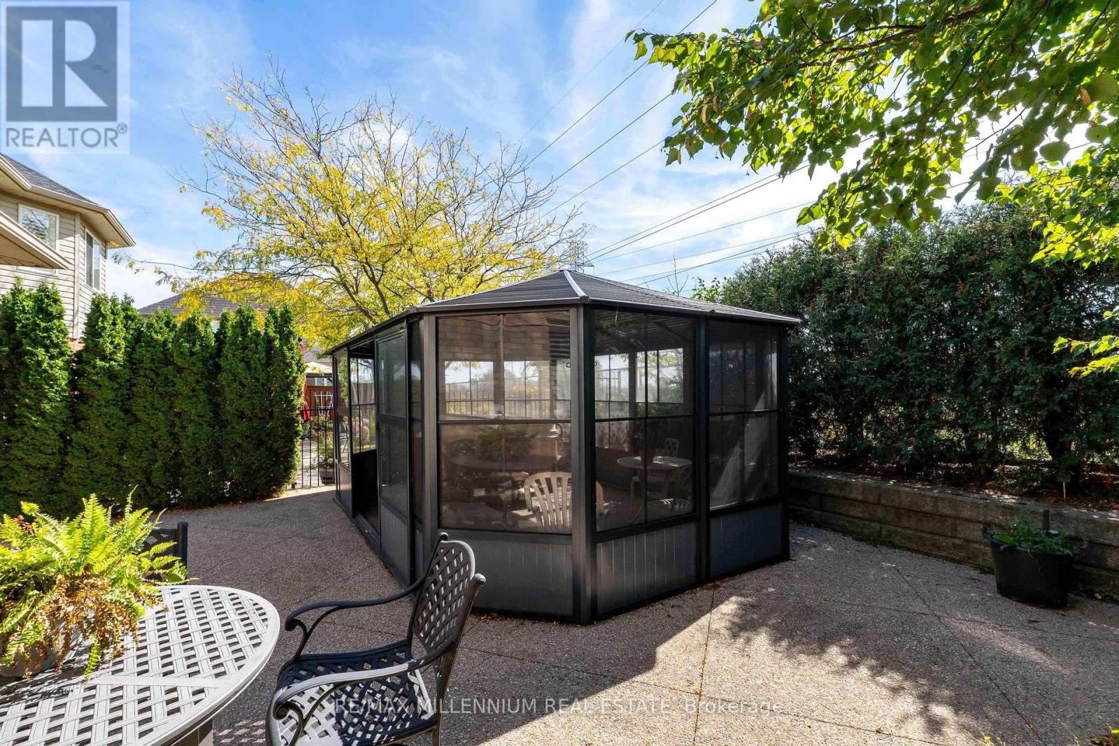 188 Blue Mountain Drive, Hamilton, Ontario  L0R 1P0 - Photo 34 - X12521178