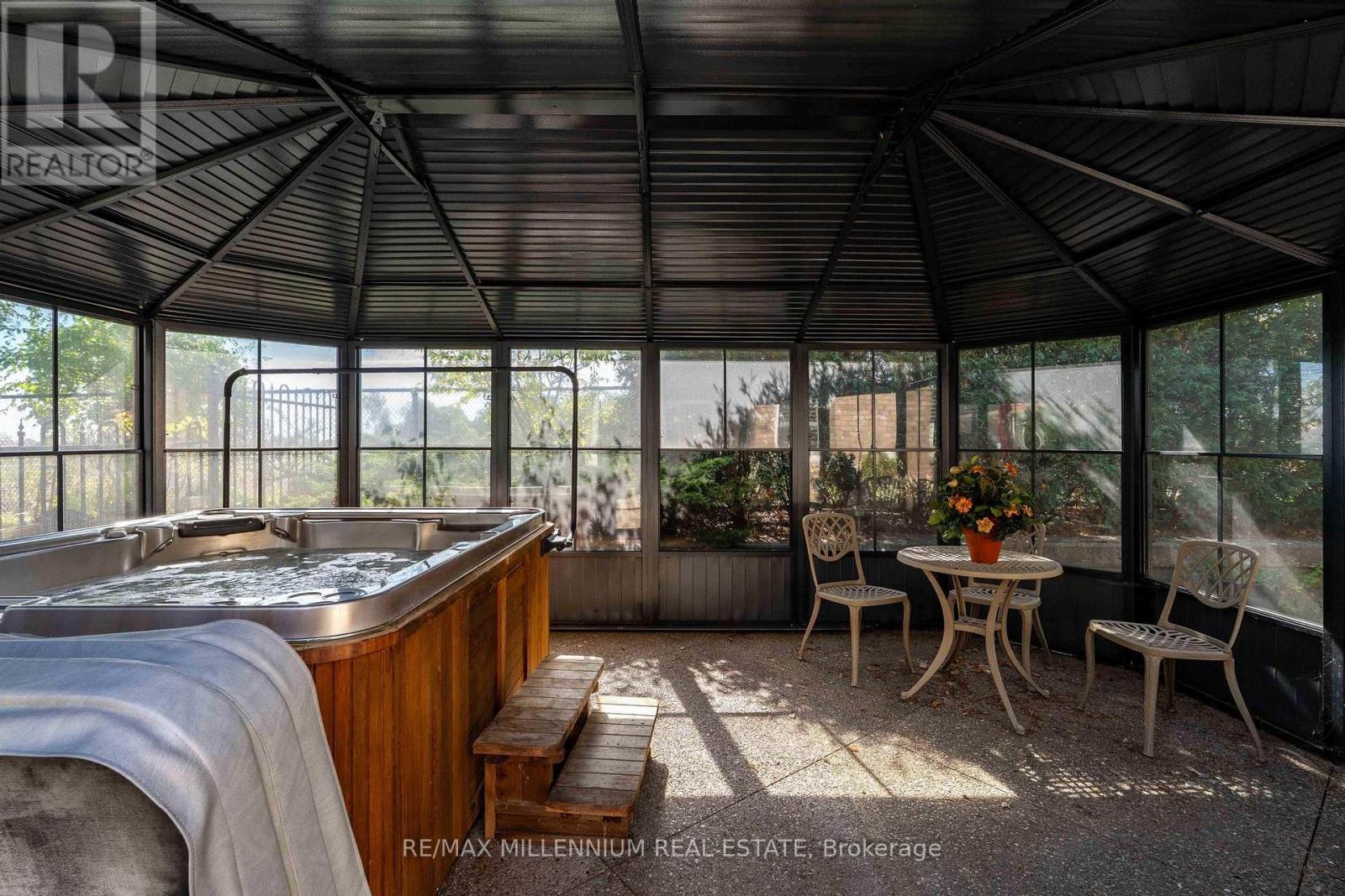 188 Blue Mountain Drive, Hamilton, Ontario  L0R 1P0 - Photo 35 - X12521178