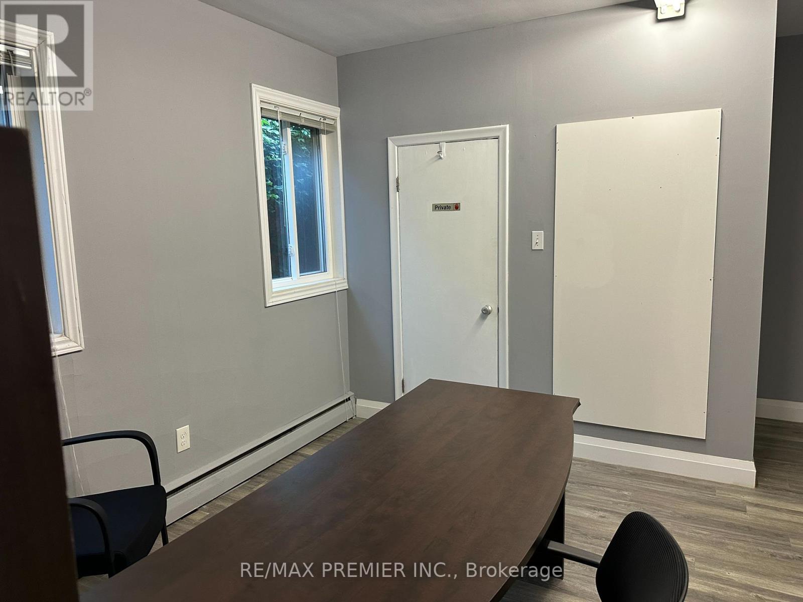 M04 A-B - 70 King Street E, Hamilton, Ontario  L8G 1K2 - Photo 10 - X12180211