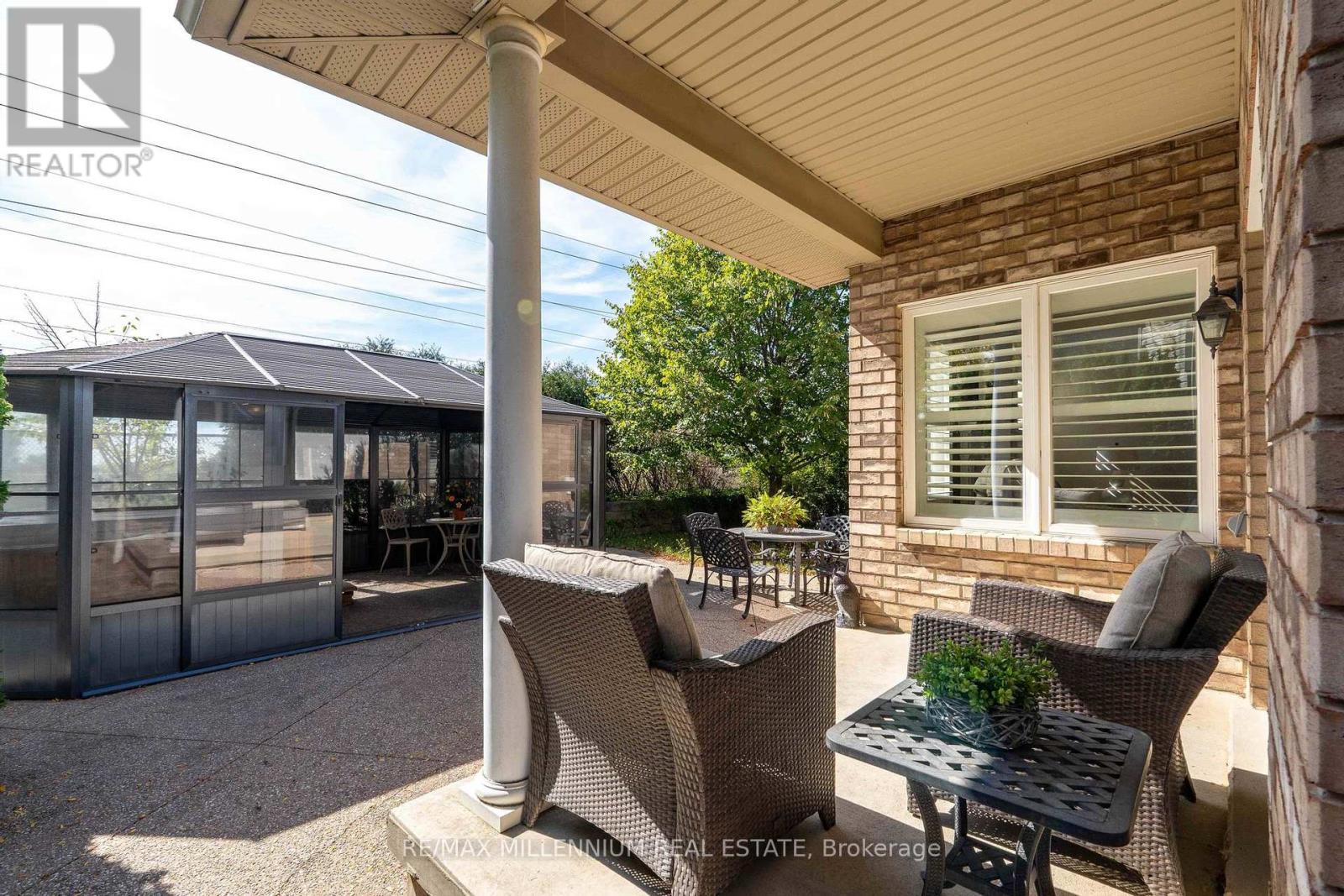 188 Blue Mountain Drive, Hamilton, Ontario  L0R 1P0 - Photo 29 - X12521178