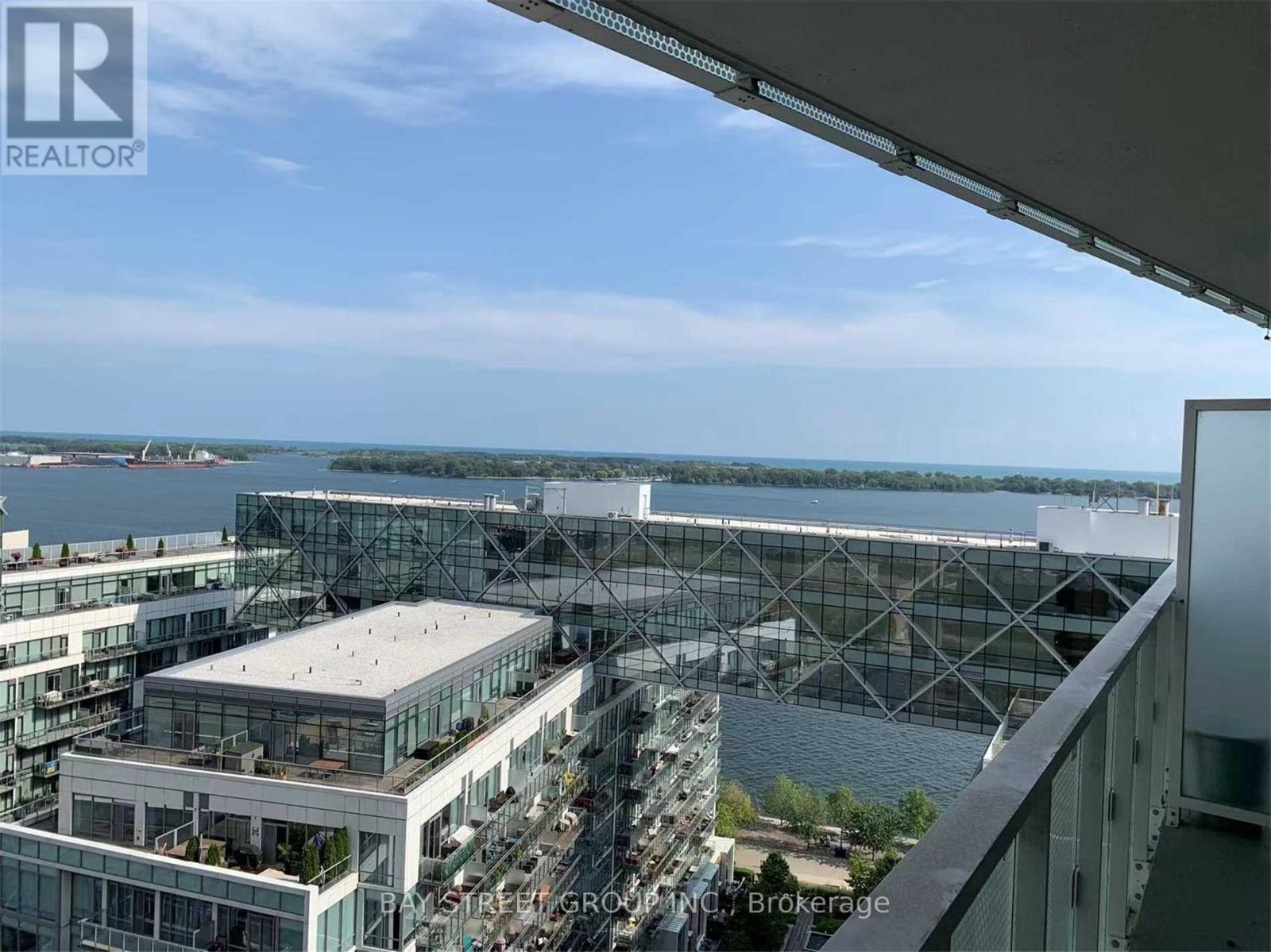 1810 - 15 QUEENS QUAY E, Toronto, Ontario