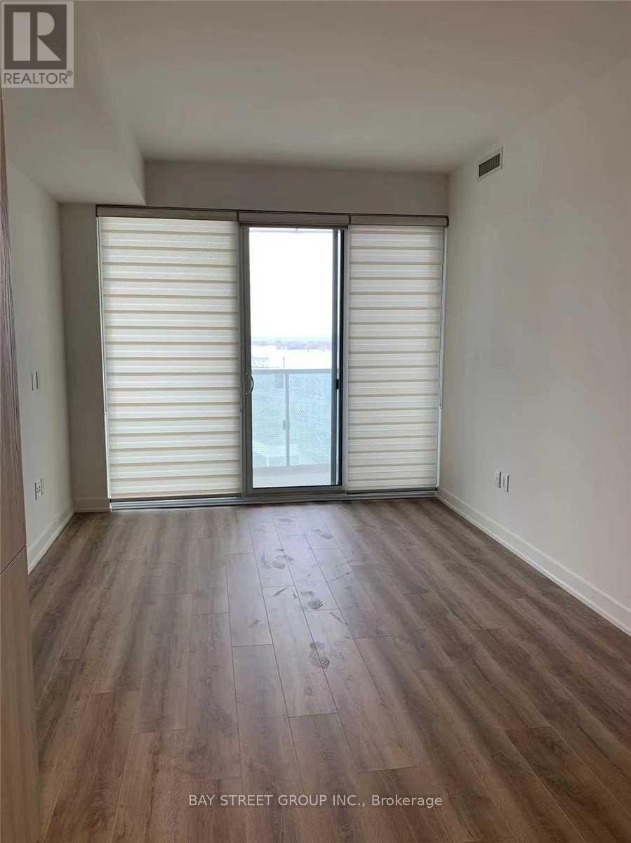 1810 - 15 Queens Quay E, Toronto, Ontario  M5E 0C5 - Photo 10 - C12521910