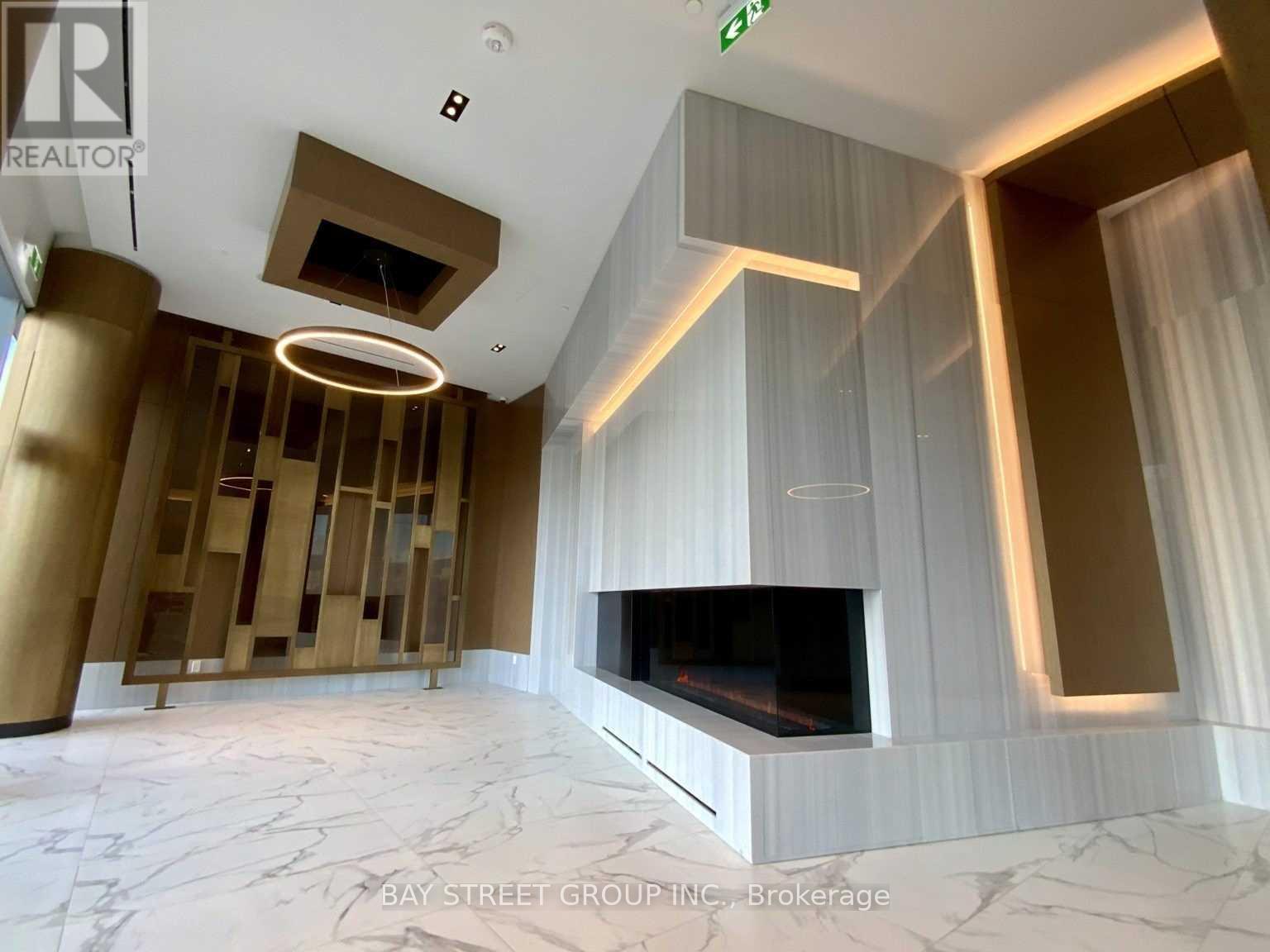 1810 - 15 Queens Quay E, Toronto, Ontario  M5E 0C5 - Photo 11 - C12521910