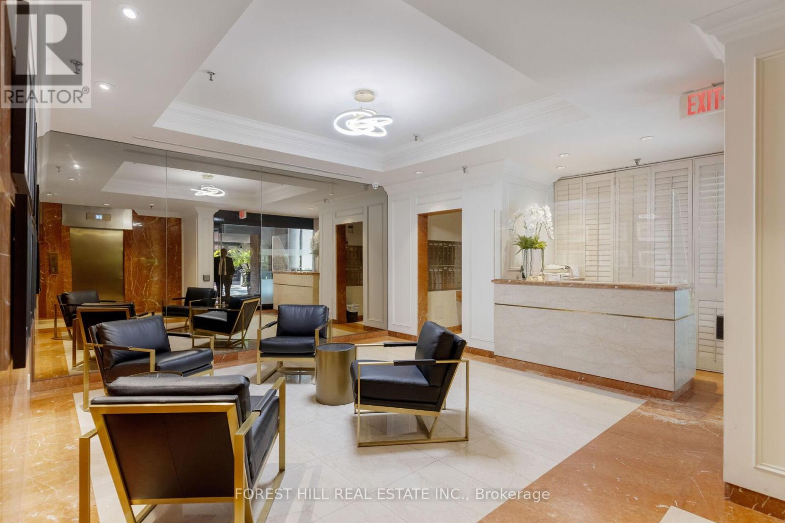 507 - 164 Cumberland Street, Toronto, Ontario  M5R 1A8 - Photo 2 - C12521912