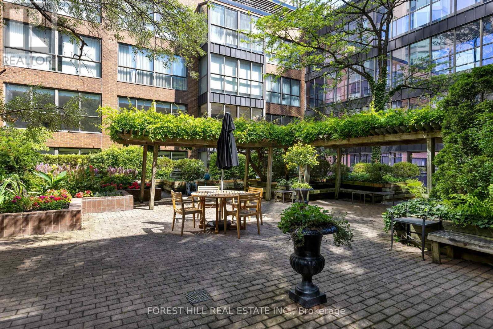 507 - 164 Cumberland Street, Toronto, Ontario  M5R 1A8 - Photo 4 - C12521912