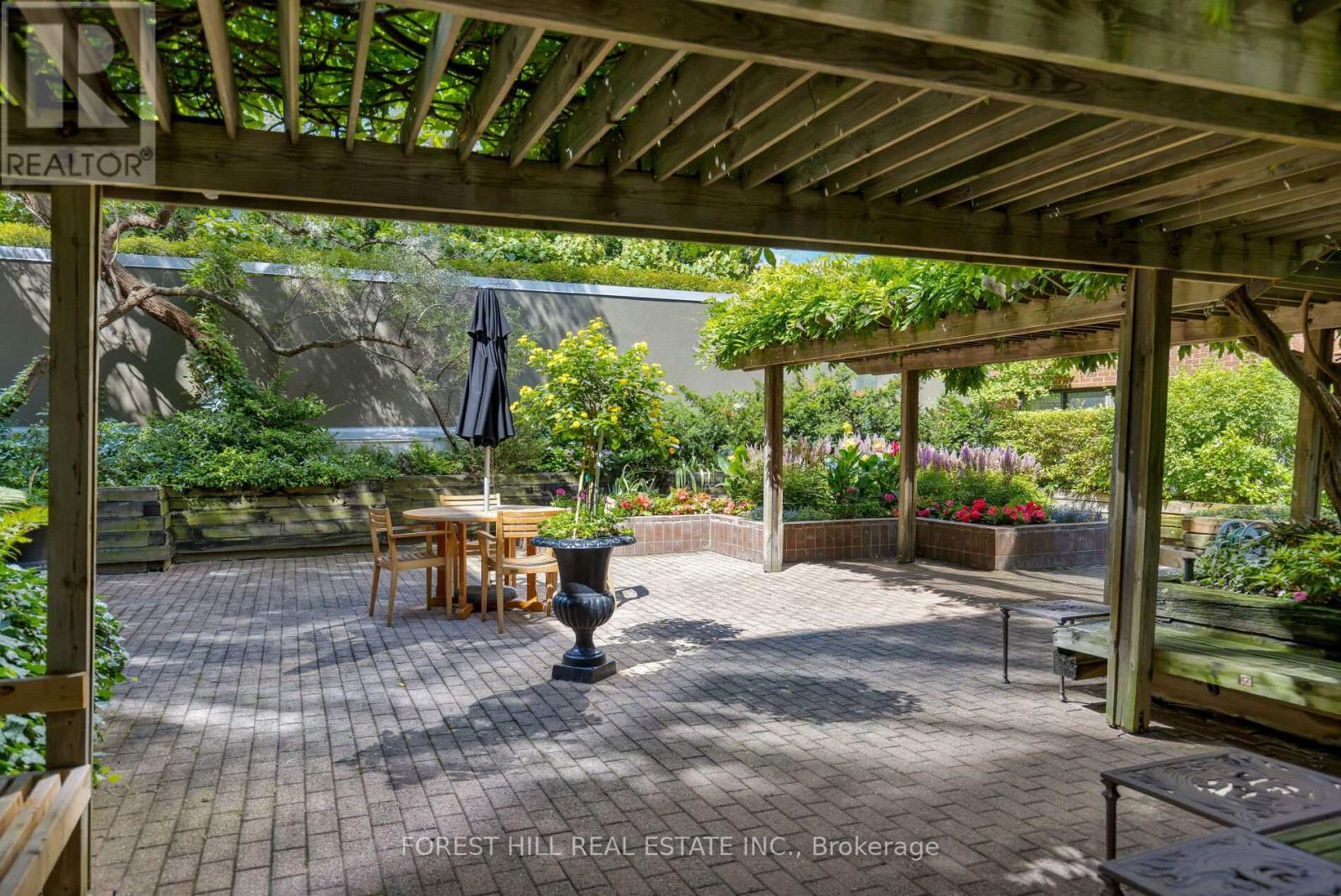 507 - 164 Cumberland Street, Toronto, Ontario  M5R 1A8 - Photo 5 - C12521912