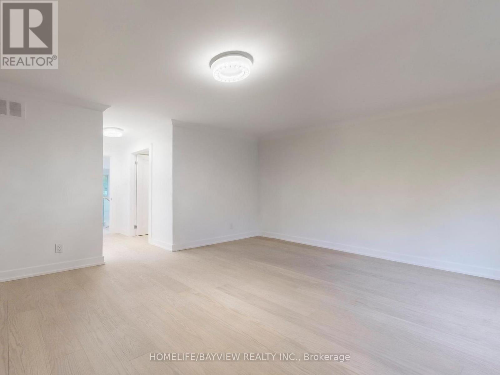 110 Roslin Avenue, Toronto, Ontario  M4N 1Z4 - Photo 17 - C12521958