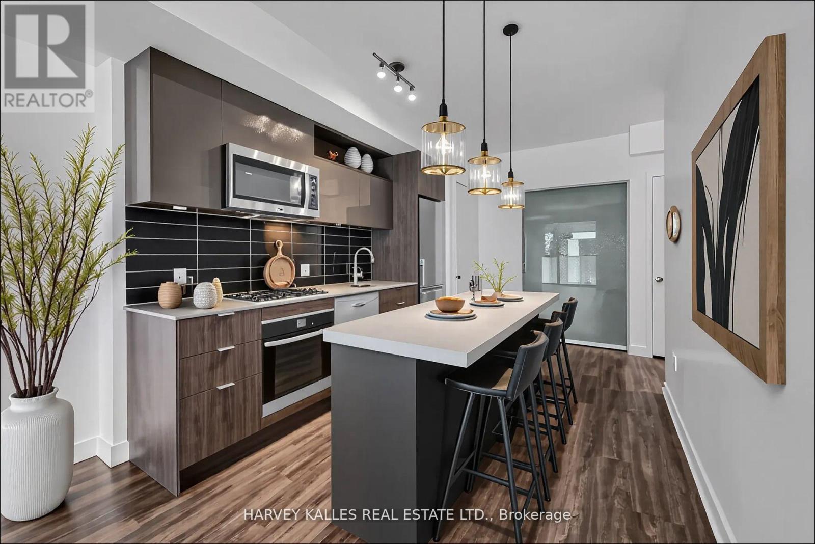 3511 - 100 Dalhousie Street, Toronto, Ontario  M5B 0C7 - Photo 2 - C12521996