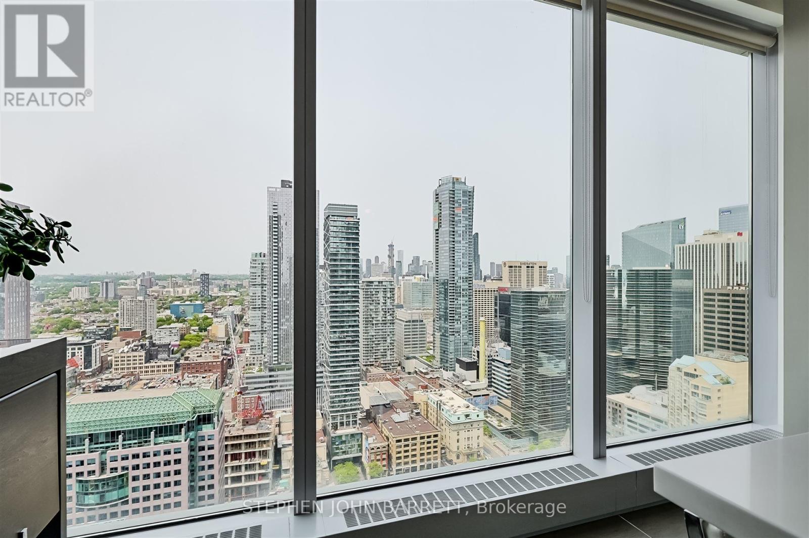 3303 - 183 Wellington Street W, Toronto, Ontario  M5V 0A1 - Photo 12 - C12522020