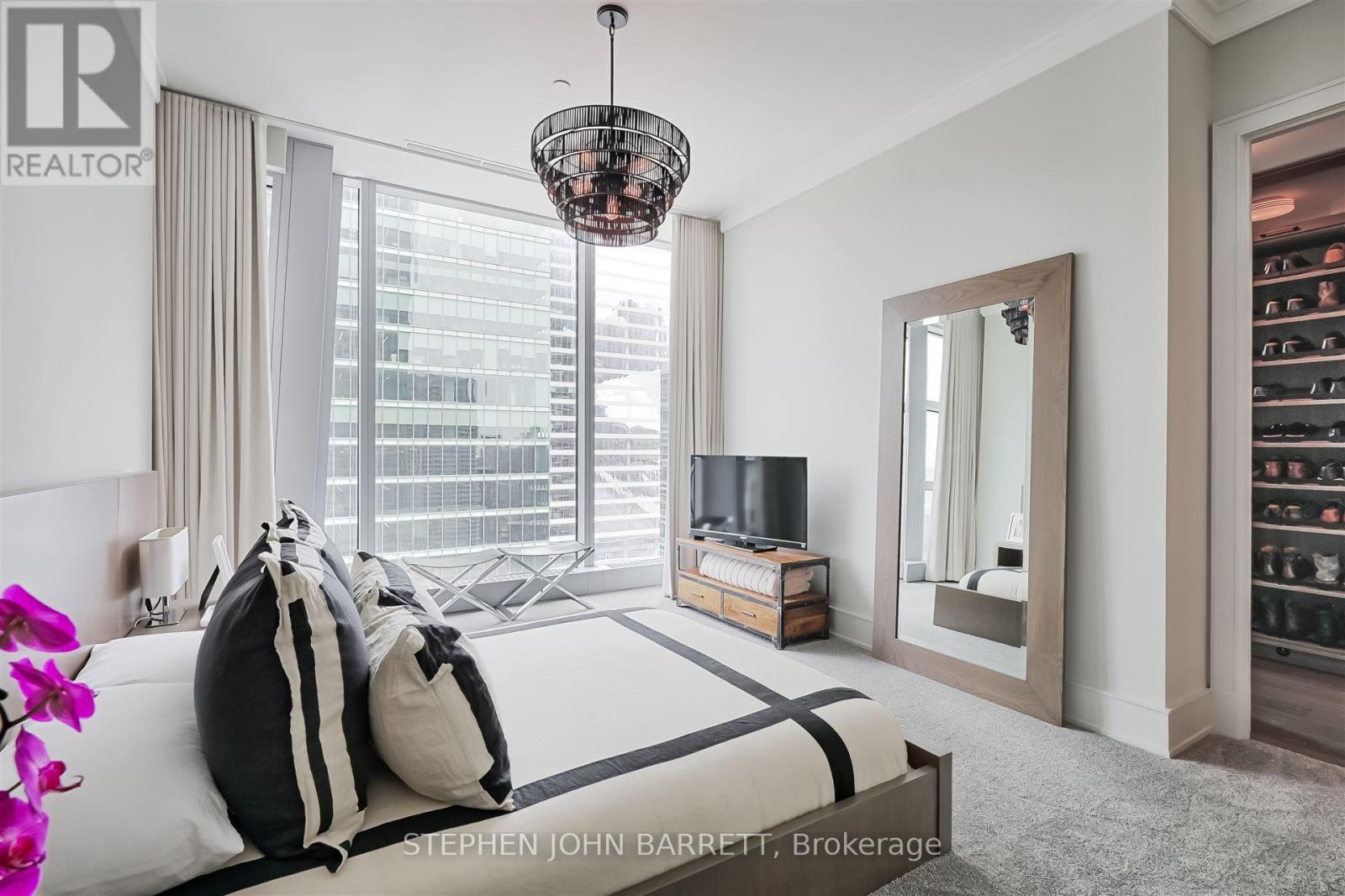 3303 - 183 Wellington Street W, Toronto, Ontario  M5V 0A1 - Photo 16 - C12522020