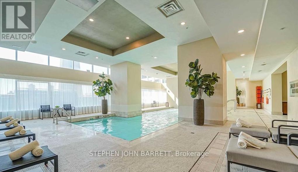 3303 - 183 Wellington Street W, Toronto, Ontario  M5V 0A1 - Photo 23 - C12522020