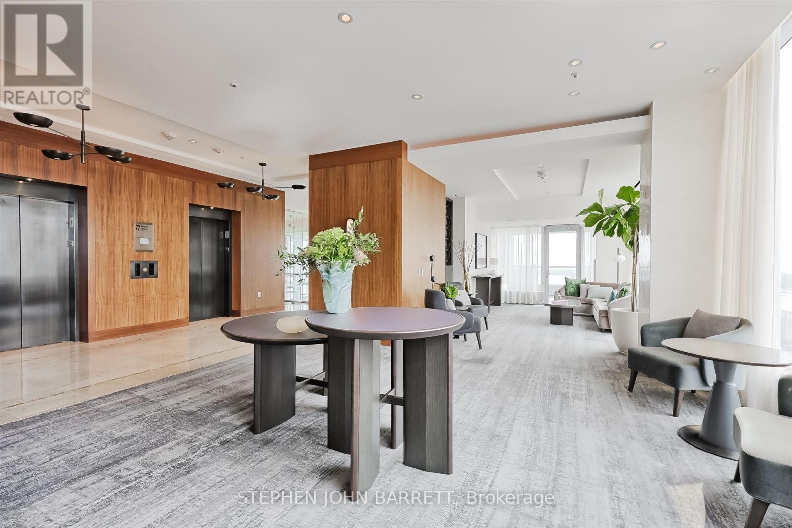 3303 - 183 Wellington Street W, Toronto, Ontario  M5V 0A1 - Photo 24 - C12522020