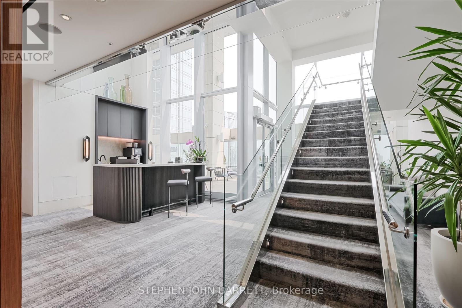 3303 - 183 Wellington Street W, Toronto, Ontario  M5V 0A1 - Photo 25 - C12522020