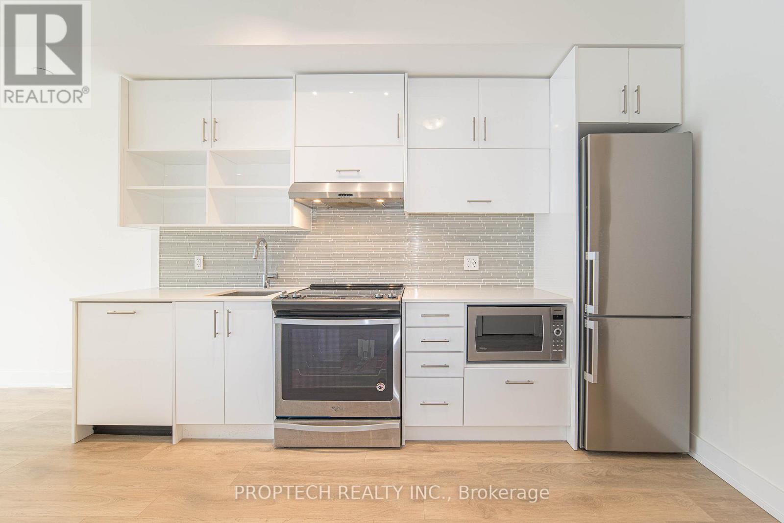 207 - 128 Fairview Mall Drive, Toronto, Ontario  M2J 0E8 - Photo 5 - C12522028