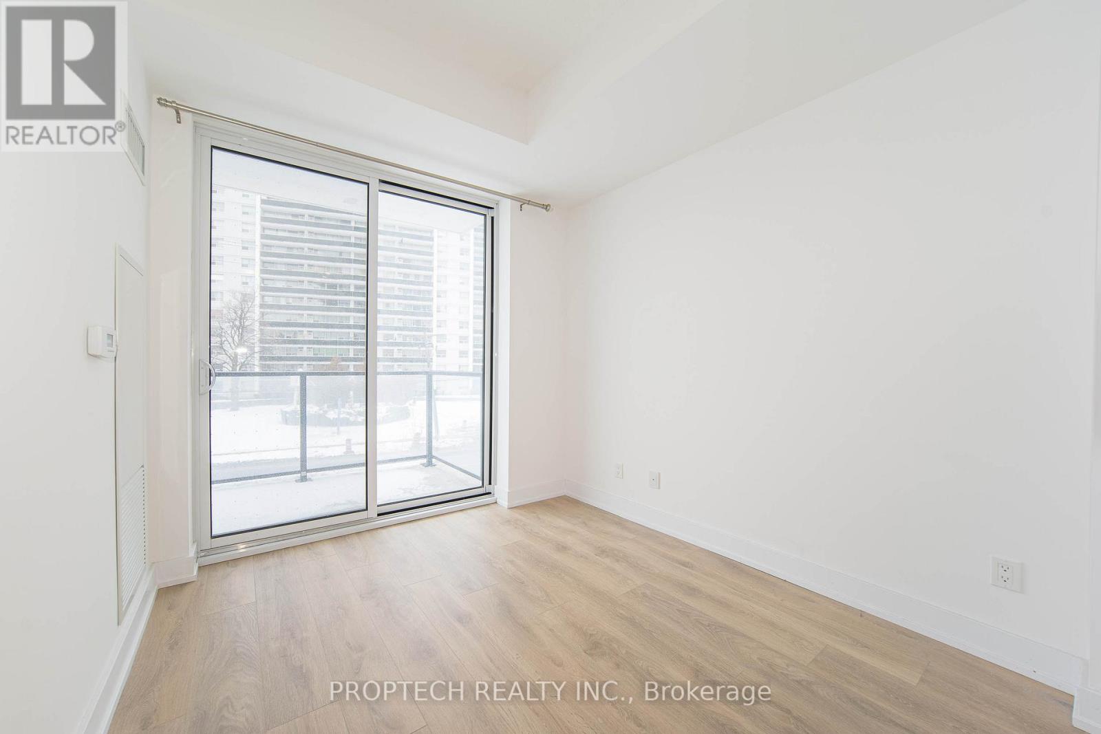 207 - 128 Fairview Mall Drive, Toronto, Ontario  M2J 0E8 - Photo 7 - C12522028