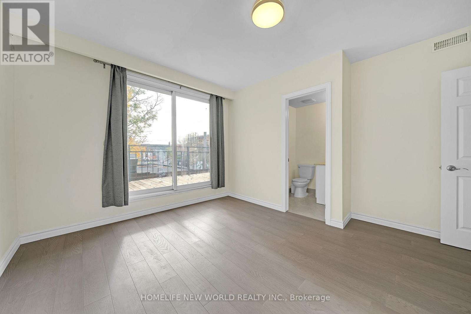 A - 575 College Street, Toronto, Ontario  M6G 1B2 - Photo 10 - C12522176