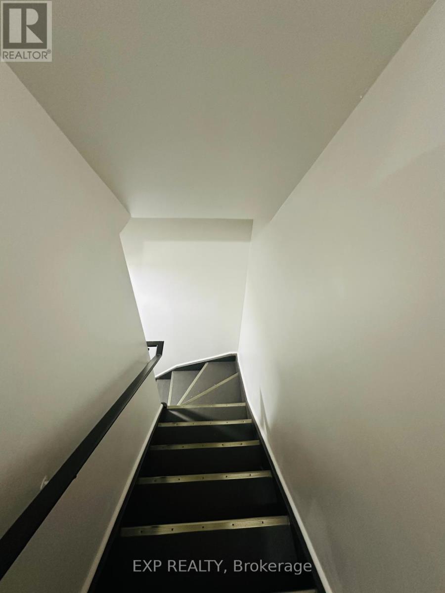 2633 Cerise Manor, Pickering, Ontario  L1X 0G8 - Photo 19 - E12521974