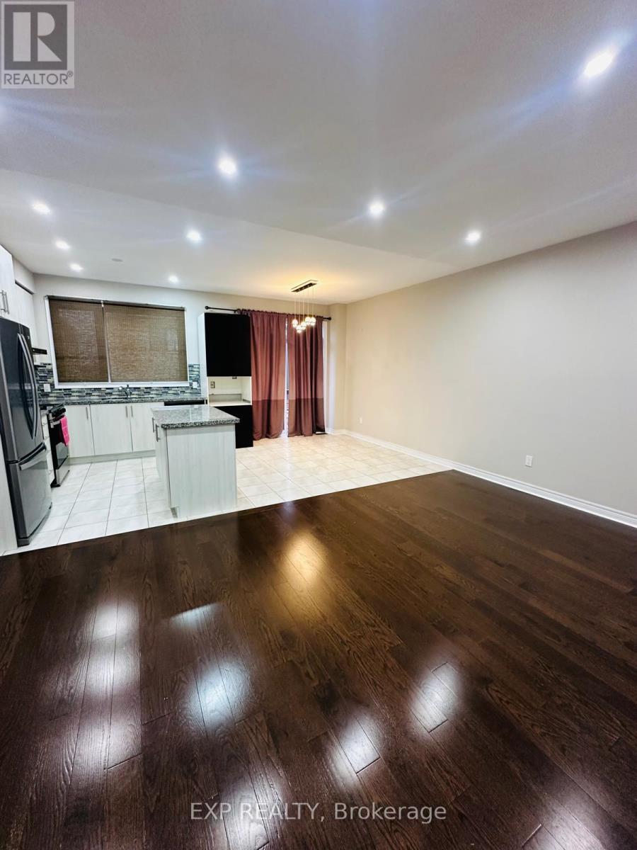 2633 Cerise Manor, Pickering, Ontario  L1X 0G8 - Photo 4 - E12521974