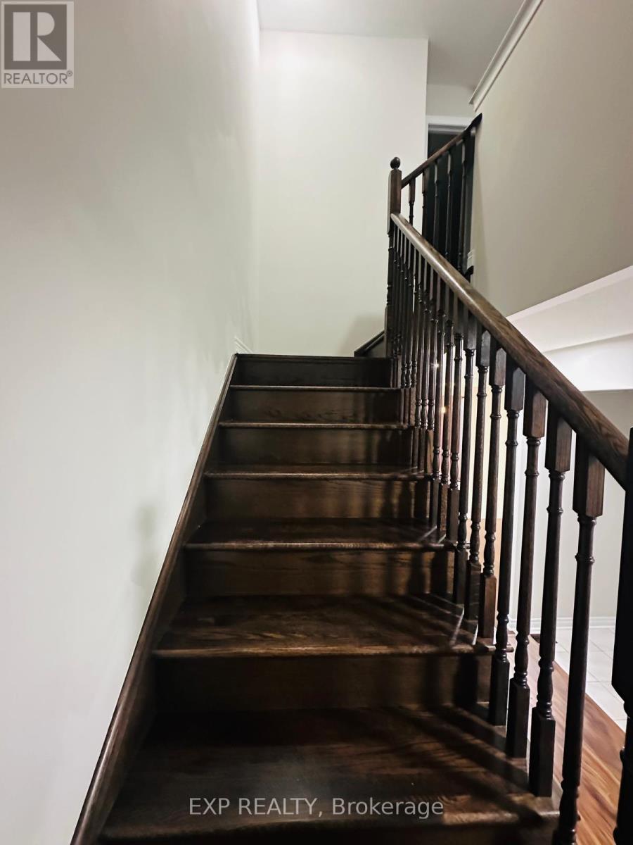 2633 Cerise Manor, Pickering, Ontario  L1X 0G8 - Photo 7 - E12521974