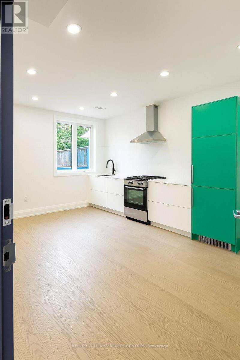 201 - 2034 DANFORTH AVENUE, Toronto, Ontario