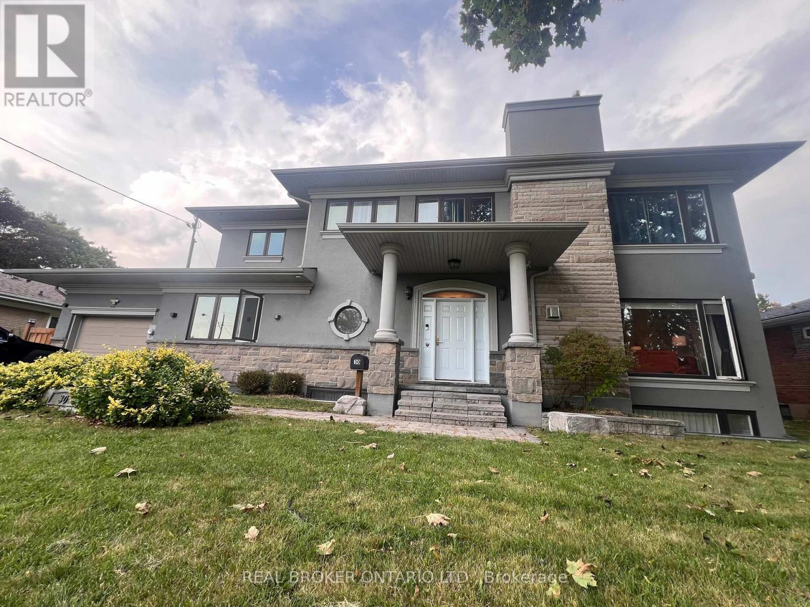 30 MEADOWACRES DRIVE, Toronto, Ontario