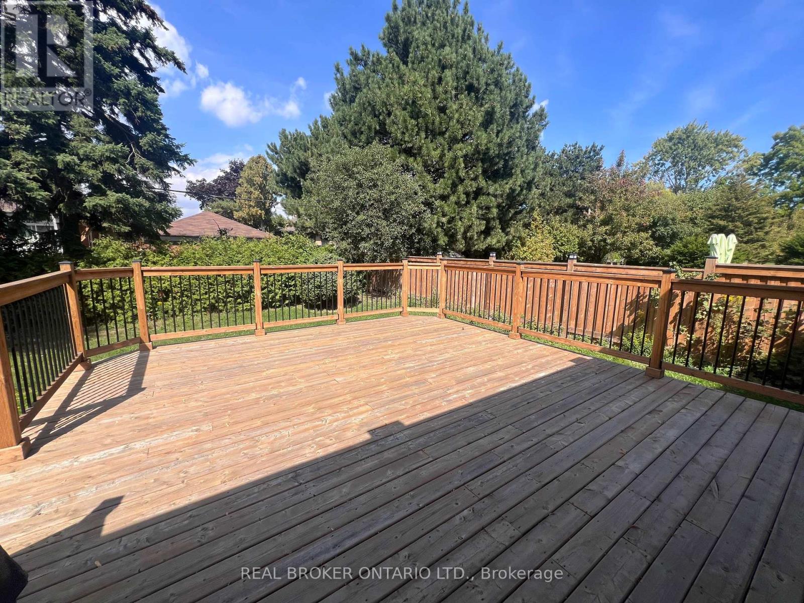 30 Meadowacres Drive, Toronto, Ontario  M1T 1B2 - Photo 24 - E12522014