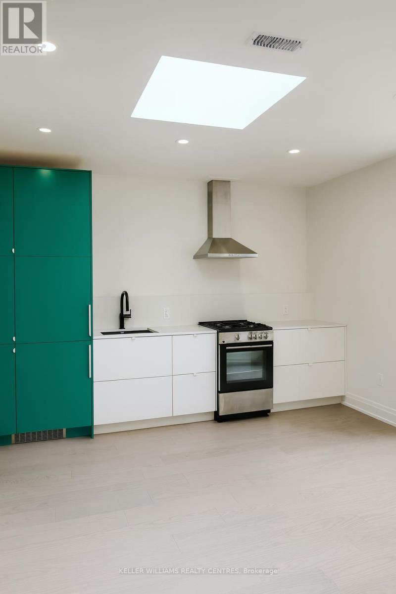 202 - 2034 DANFORTH AVENUE, Toronto, Ontario