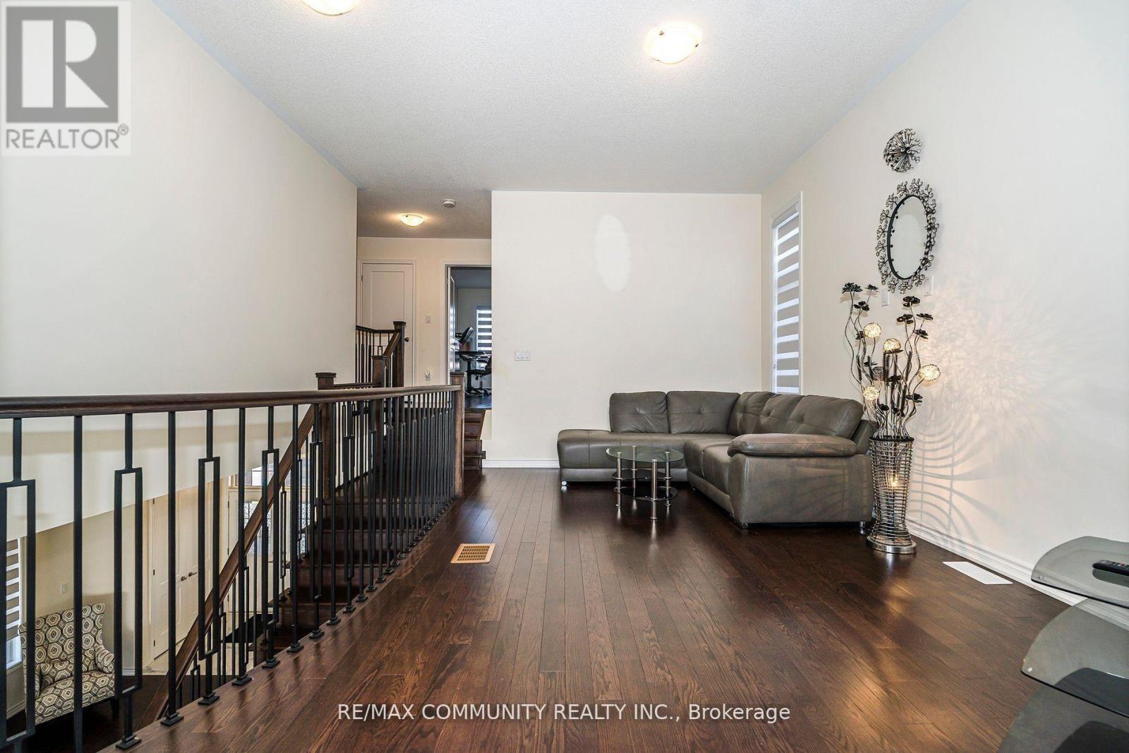 11 Northern Breeze Crescent, Whitby, Ontario  L1R 0P4 - Photo 21 - E12522198