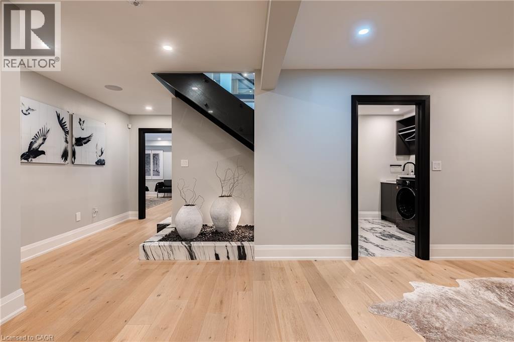 121 Edgecliffe Place, Burlington, Ontario  L7L 3Z2 - Photo 24 - 40786604