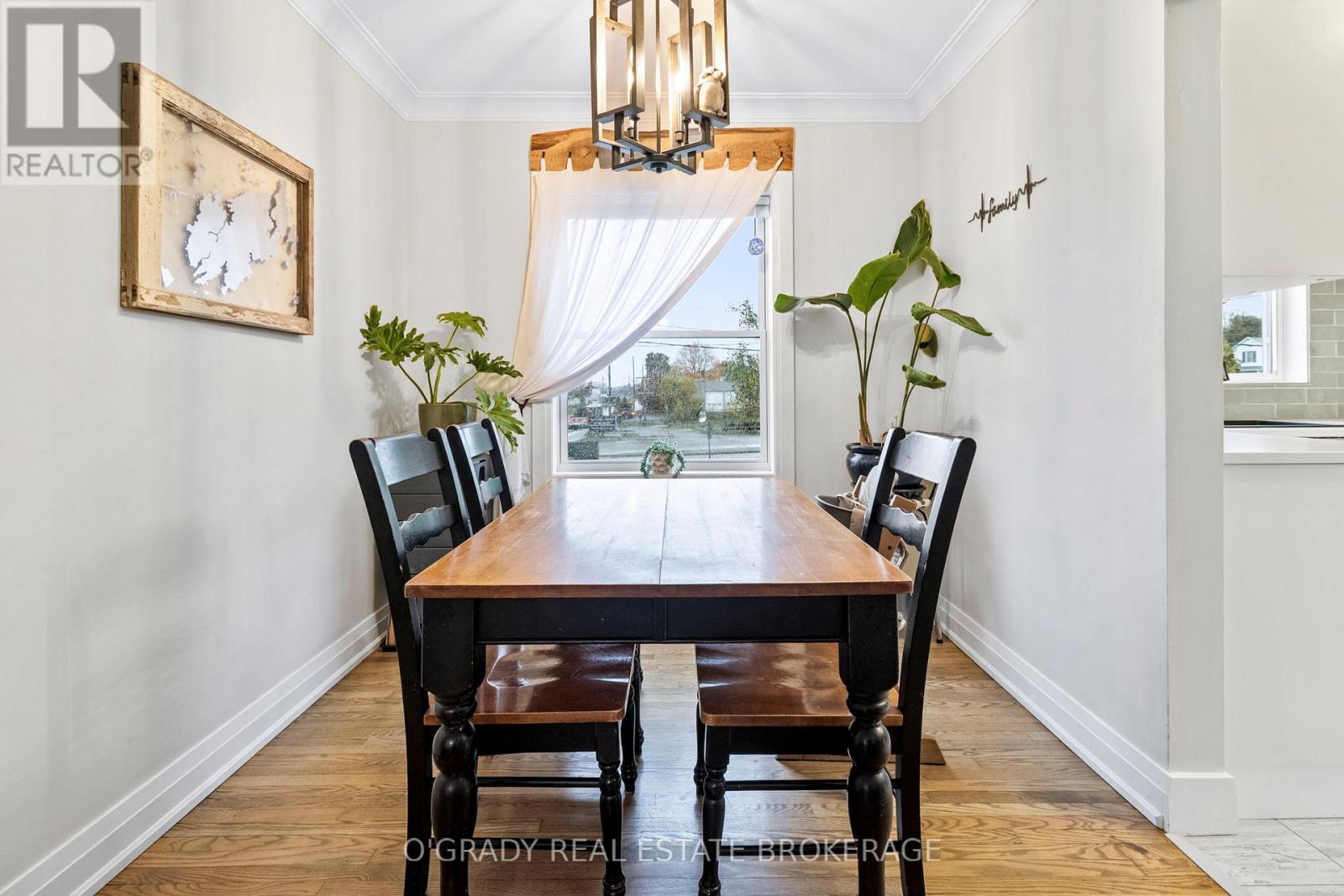 79 North Augusta Road, Brockville, Ontario  K6V 2X8 - Photo 18 - X12522224