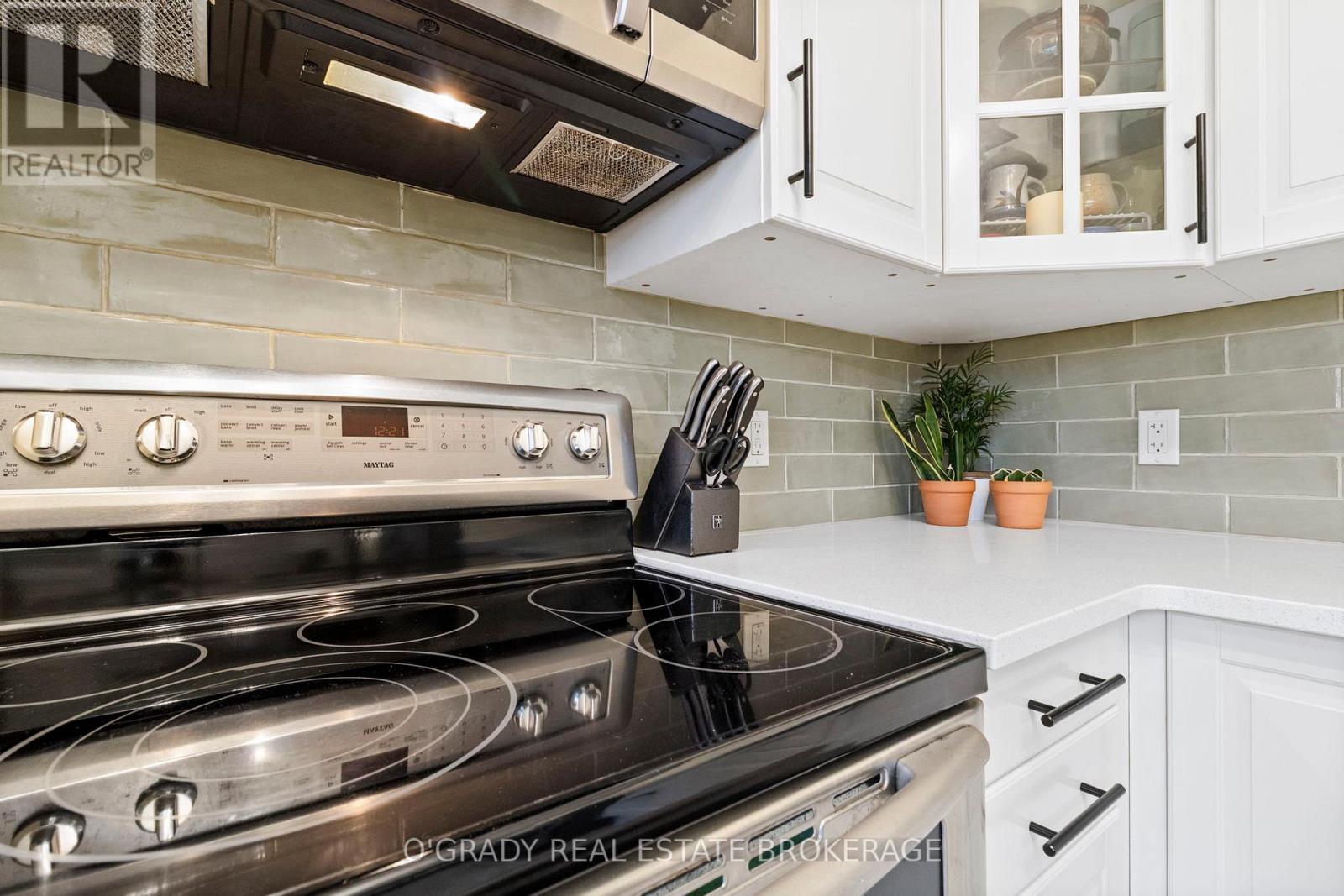 79 North Augusta Road, Brockville, Ontario  K6V 2X8 - Photo 24 - X12522224