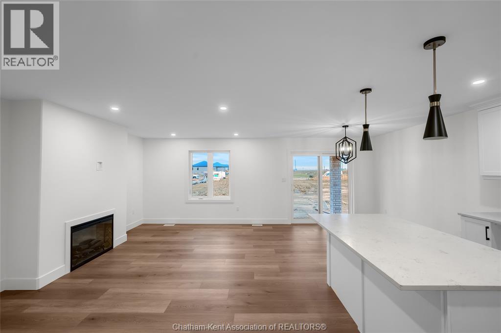 8 Cornerstone Place, Chatham, Ontario N7M 0V8 - Photo 17 - 25028056