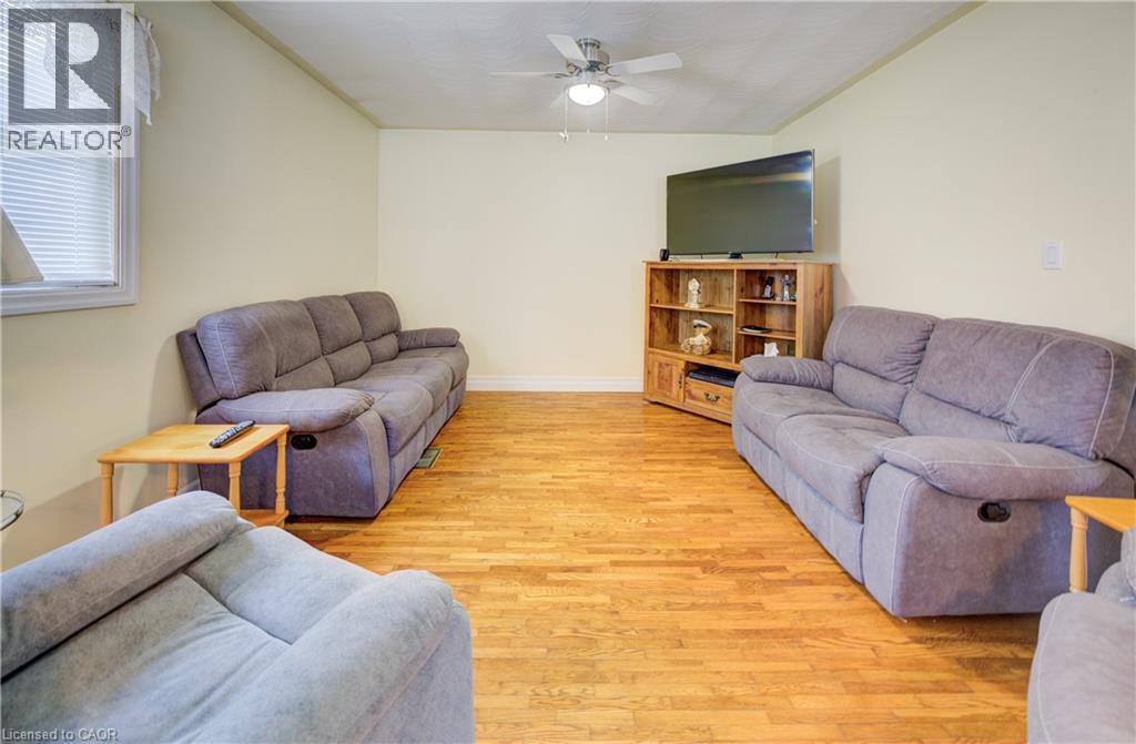 254 Wellington Street W, Mount Forest, Ontario  N0G 2L0 - Photo 13 - 40755214