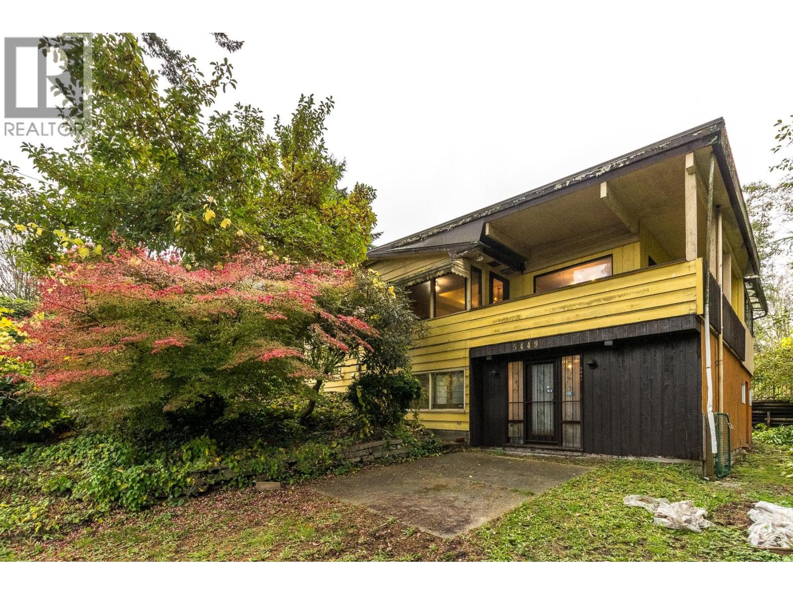 5449 Royal Oak Avenue, Burnaby, British Columbia V5H 3N1 - Photo 3 - R3065702