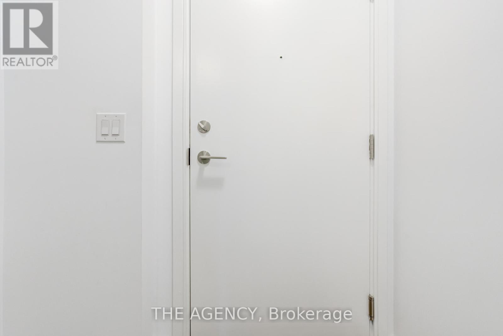 Sw502 - 9191 Yonge Street, Richmond Hill, Ontario  L4C 1E2 - Photo 3 - N12521830