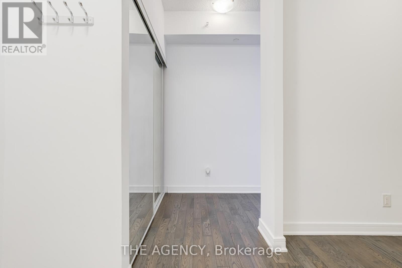 Sw502 - 9191 Yonge Street, Richmond Hill, Ontario  L4C 1E2 - Photo 4 - N12521830