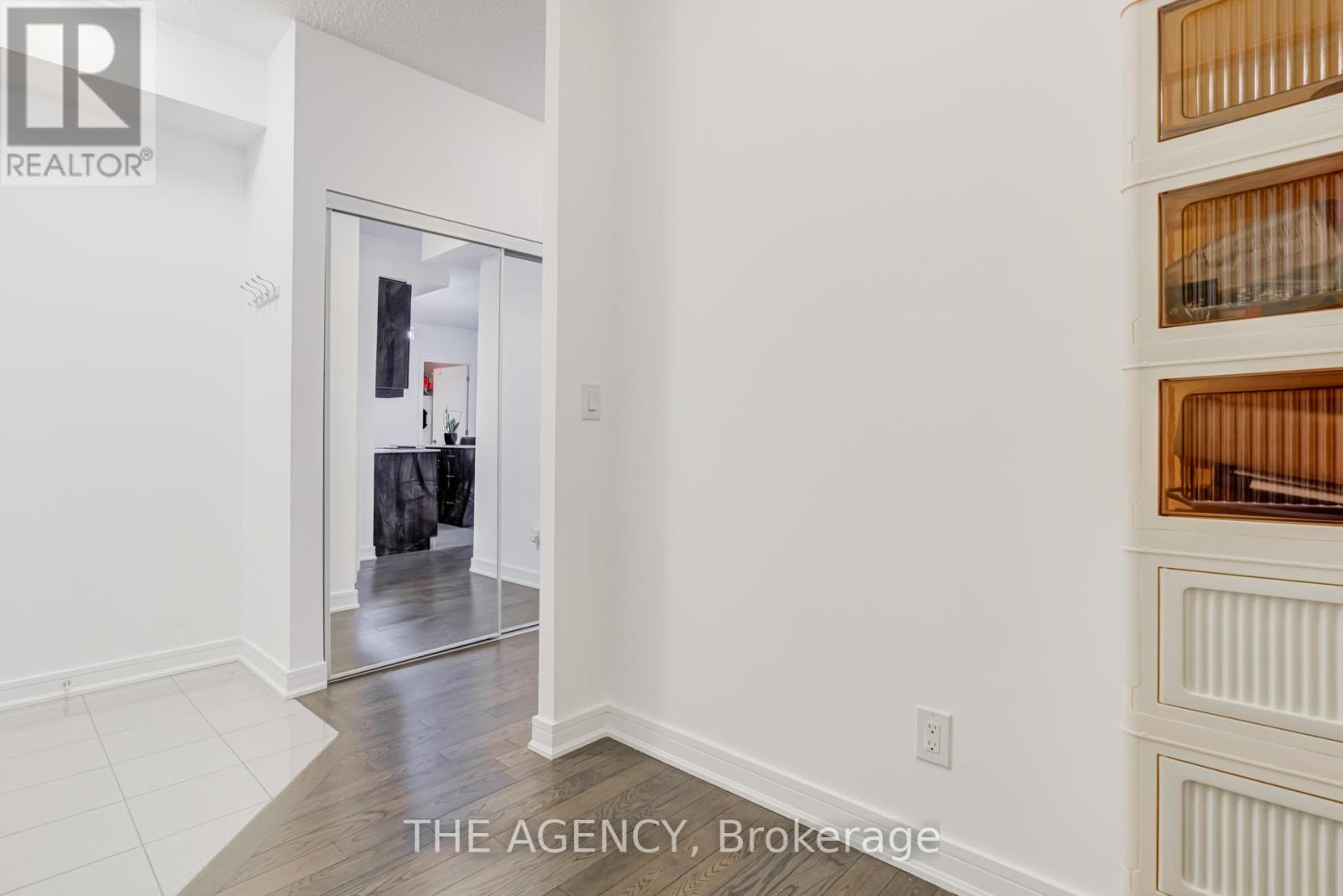 Sw502 - 9191 Yonge Street, Richmond Hill, Ontario  L4C 1E2 - Photo 6 - N12521830