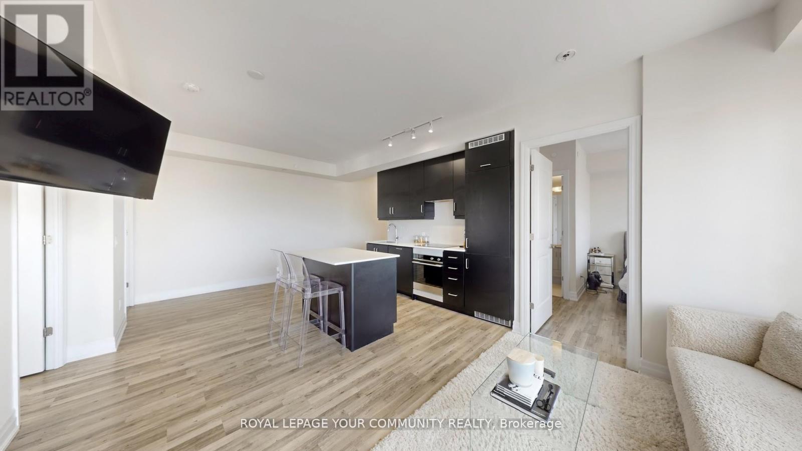 1009 - 9075 Jane Street, Vaughan, Ontario  L4K 0L7 - Photo 5 - N12521844