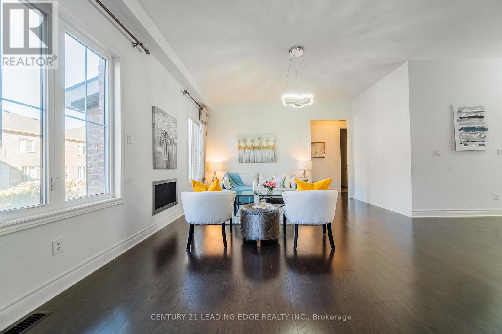 63 Ken Sinclair Crescent, Aurora, Ontario  L4G 3J1 - Photo 13 - N12521868