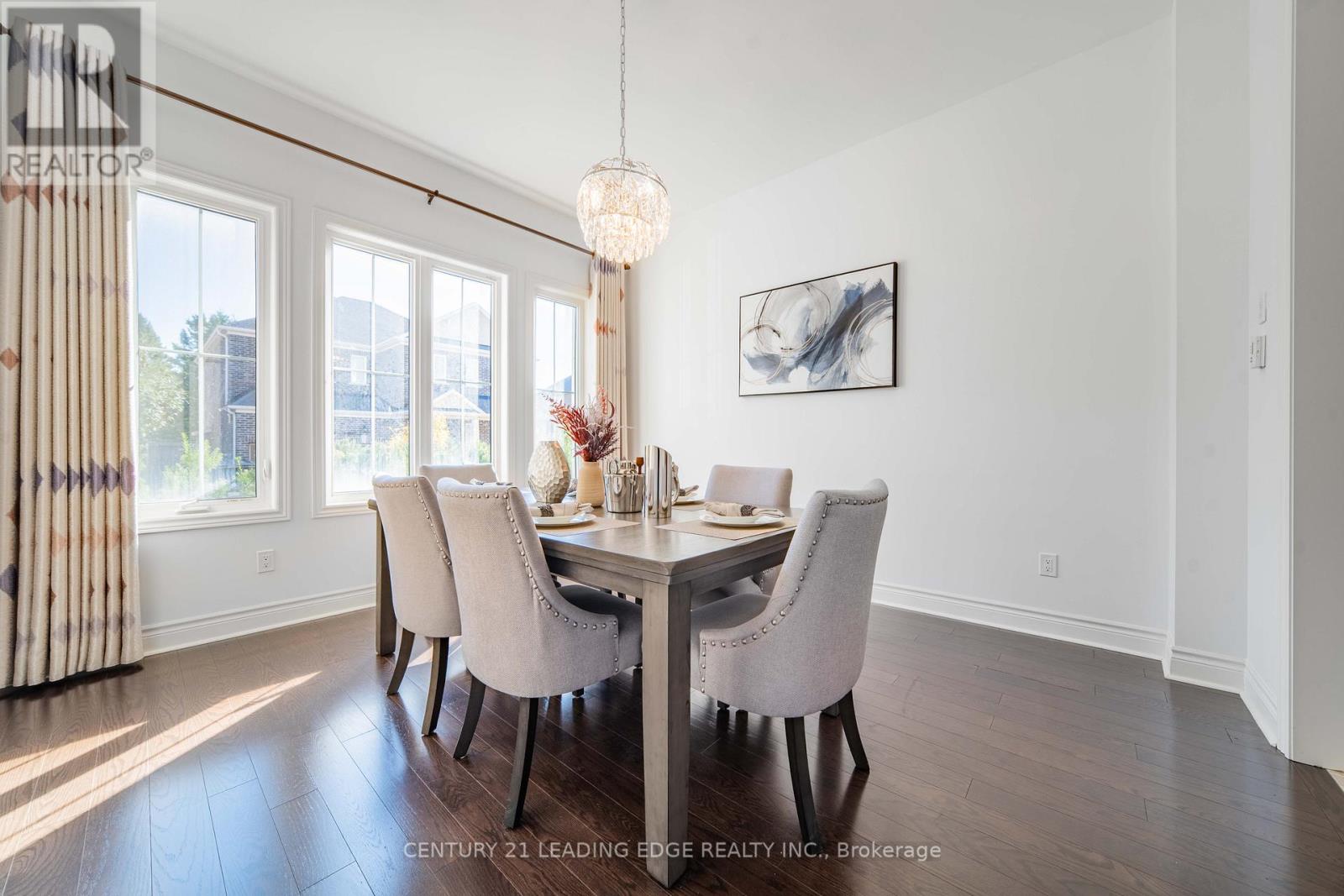 63 Ken Sinclair Crescent, Aurora, Ontario  L4G 3J1 - Photo 20 - N12521868