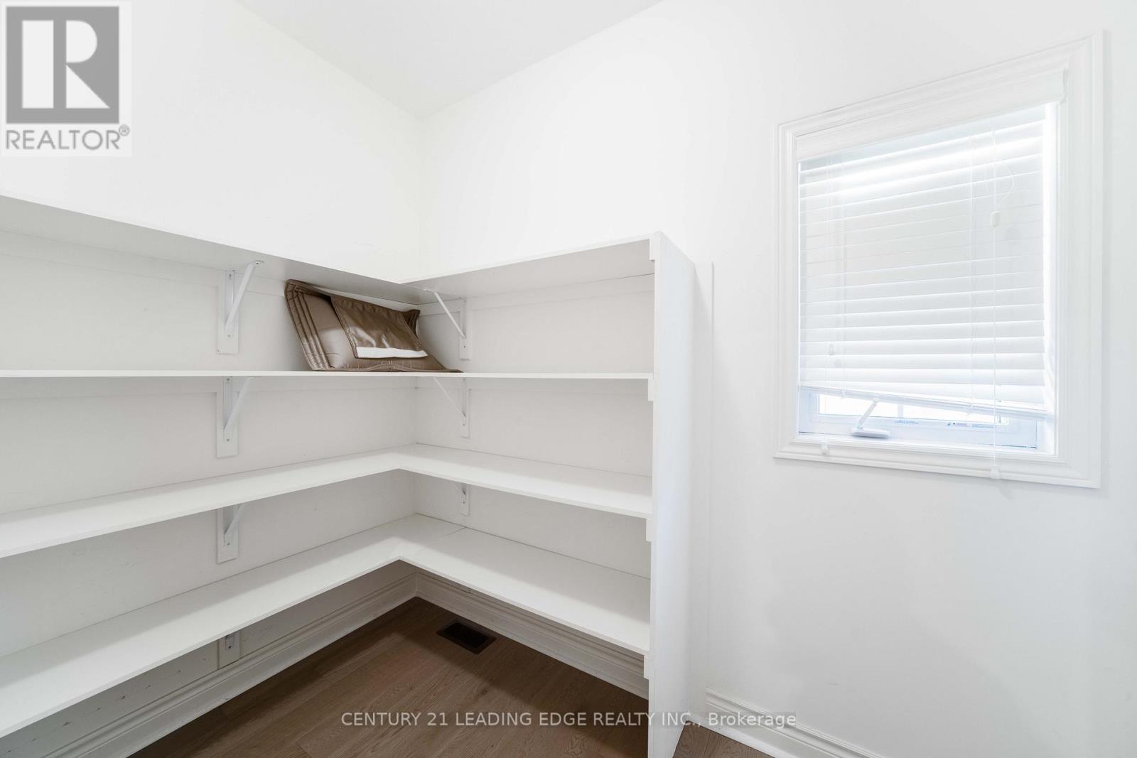 63 Ken Sinclair Crescent, Aurora, Ontario  L4G 3J1 - Photo 32 - N12521868