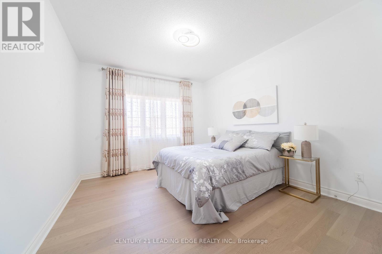 63 Ken Sinclair Crescent, Aurora, Ontario  L4G 3J1 - Photo 36 - N12521868