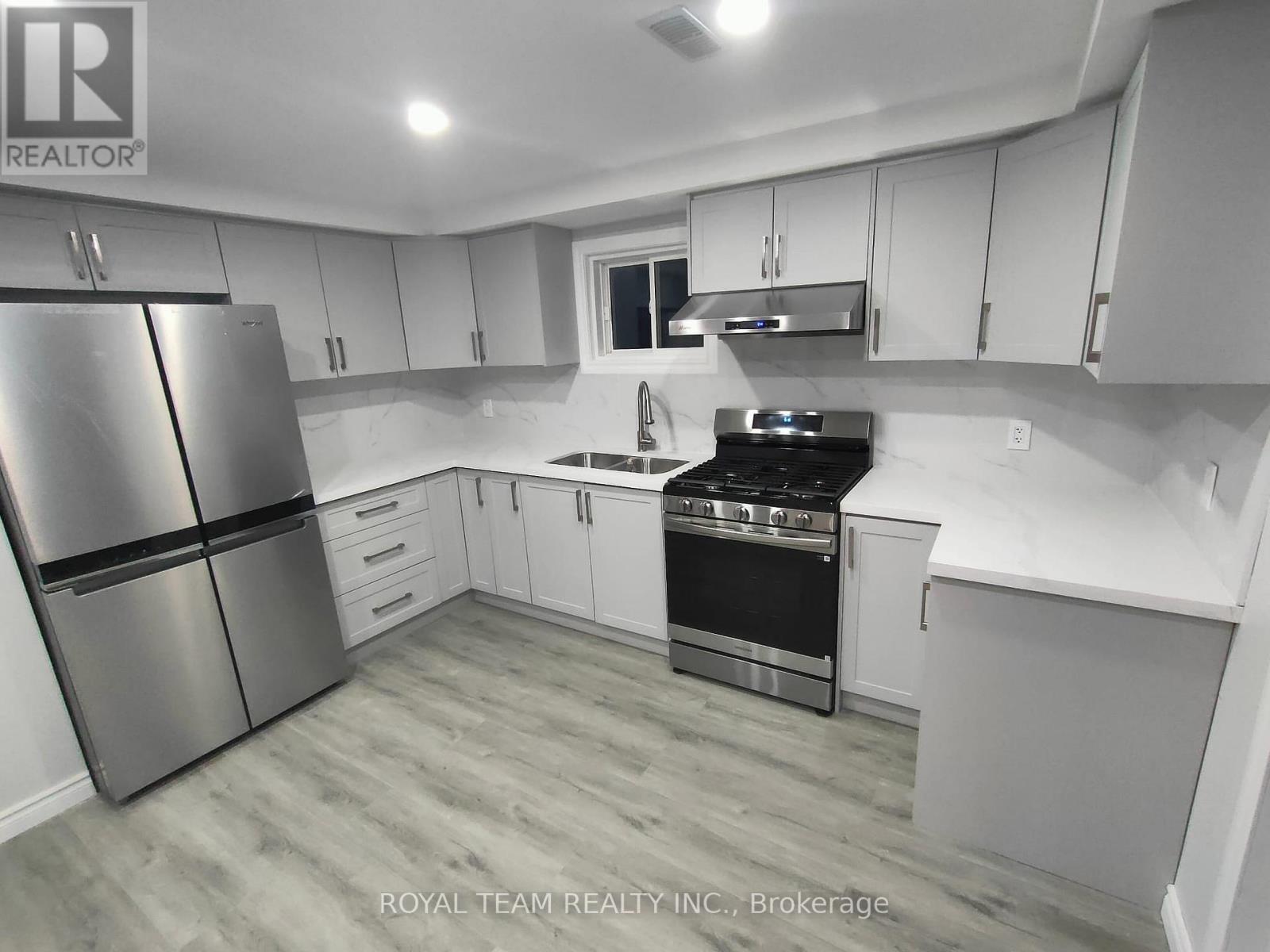 Lower - 1065 Langford Boulevard, Bradford West Gwillimbury, Ontario  L3Z 0A2 - Photo 3 - N12521952