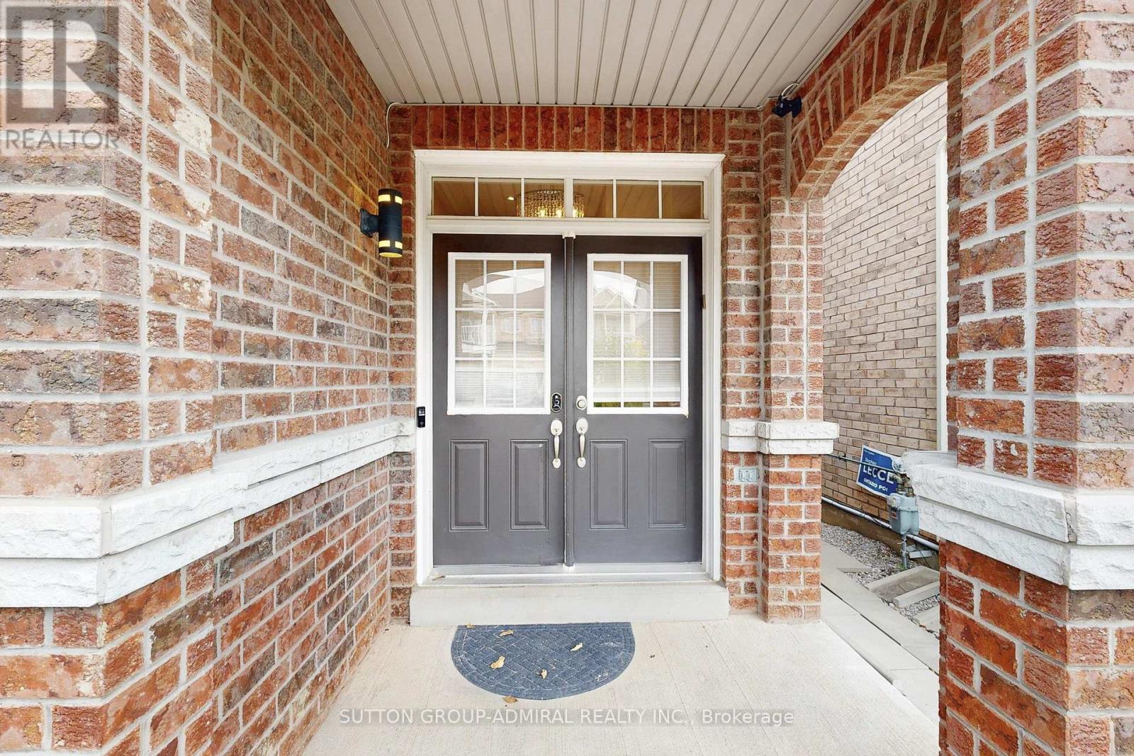 106 Big Hill Crescent, Vaughan, Ontario  L6A 4K7 - Photo 3 - N12522016